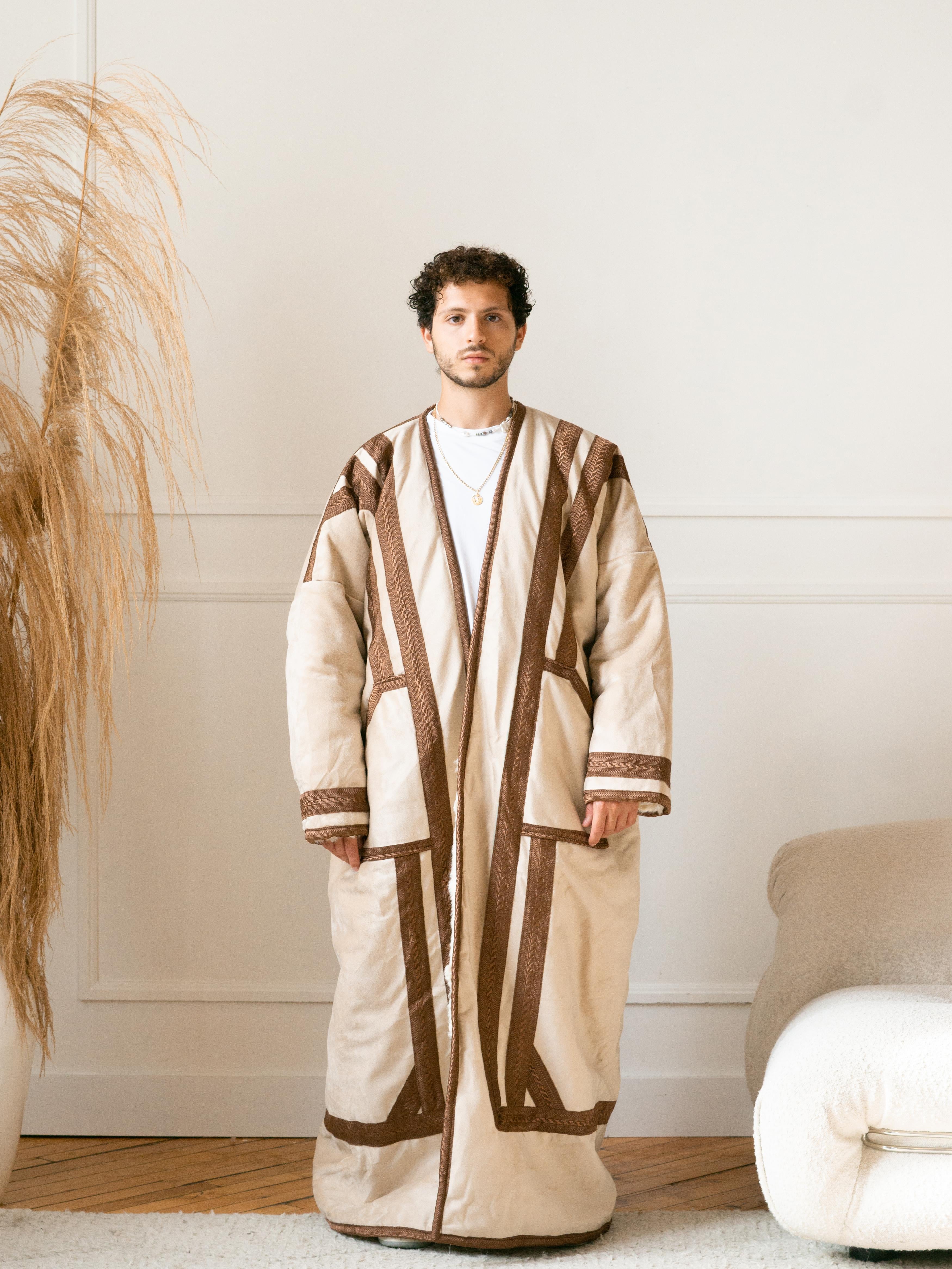 BISHT Al-Malaki  / Pockets