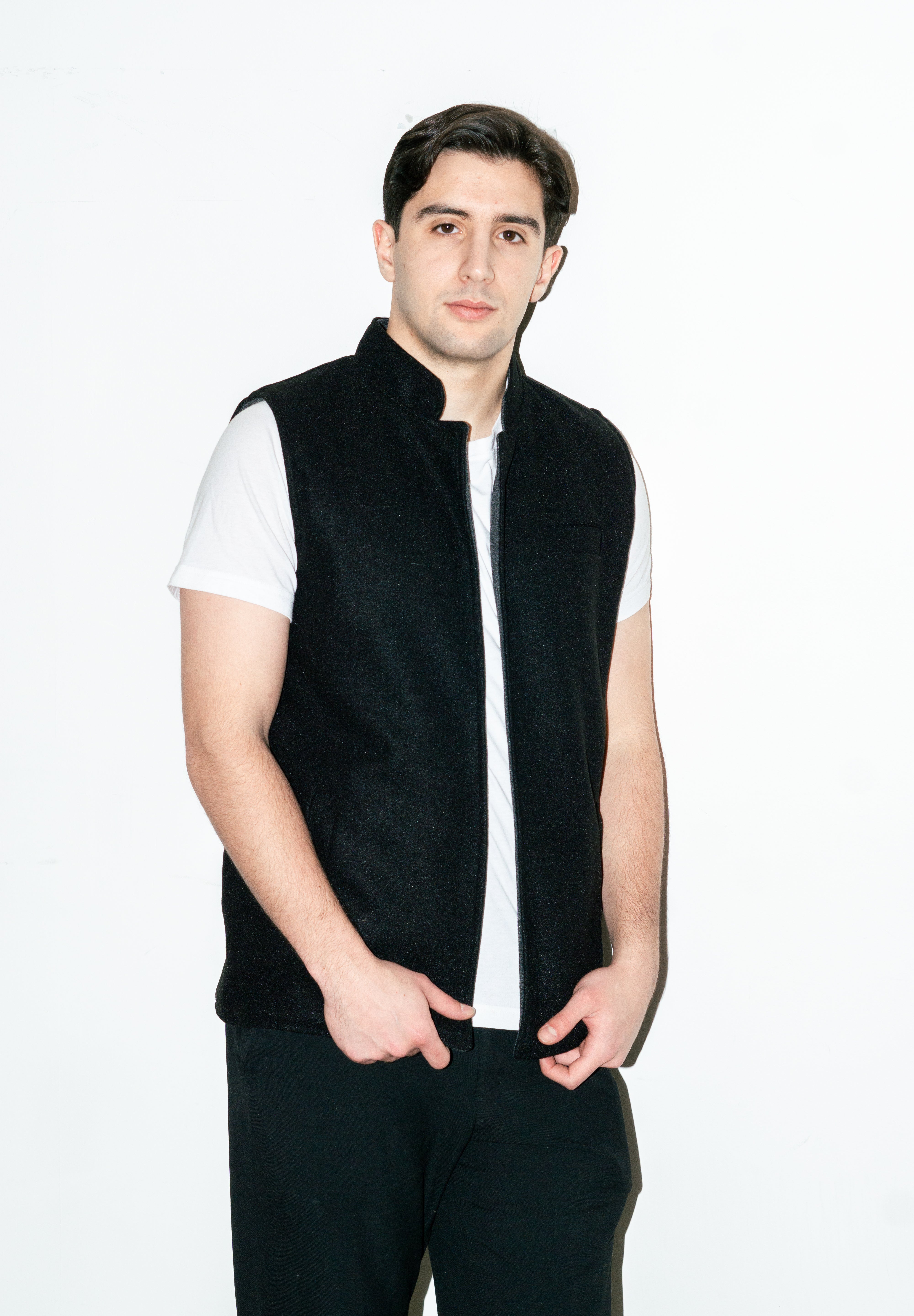 Al-Sudeiri Vest / Reversible - Charcoal and Black (No Zip)